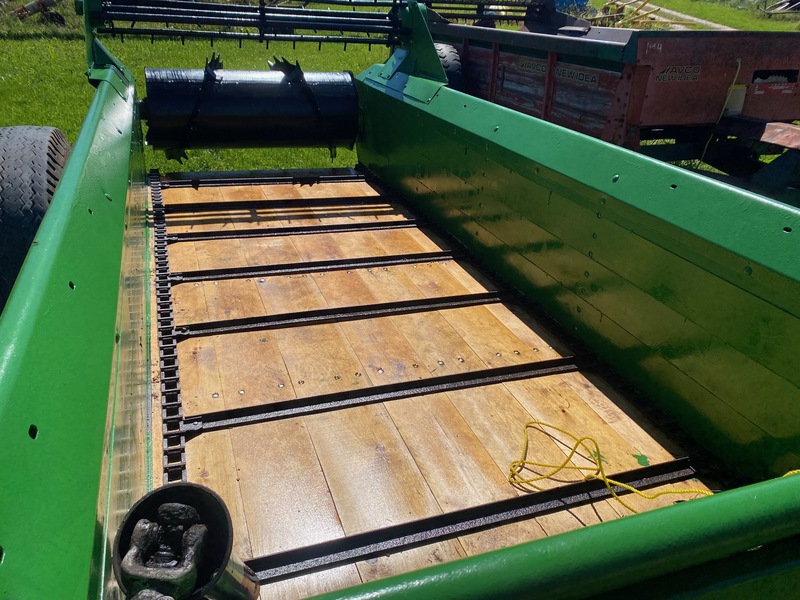 Manure Equipment  John Deere 40 Manure Spreader - Double Beater Photo